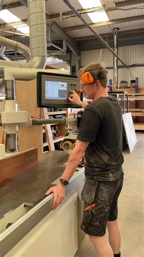 🛠 As promised… here’s the spindle moulder in action! Last week we teased one of the machines that helps keep things running smoothly behind the scenes, and now it’s time for the full video.This spindle moulder allows us to work faster and more precisely by letting us pre-set key measurements like bed width, fence position, cutter height, depth and angles. At the press of a button, everything adjusts automatically saving us time and keeping things consistent across every job. A great bit of kit 