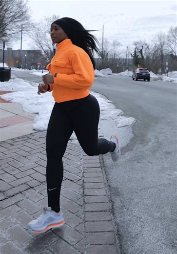 When the air is dry and the miles are long, you’re still losing electrolytes — even if you don’t feel it right away. 💧 That’s why I reach for Pedialyte Sport. It has 3X the electrolytes and 75% less sugar than the leading sports drink*, so I can hydrate smarter and keep going strong. Are you staying on top of your hydration? Grab @Pedialyte in-store or online today. *Pedialyte Sport has 1380mg sodium and no more than 14g sugars per liter; leading sports drink has ~460mg sodium and ~58g sugars p