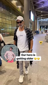 Look at the way he is gracing his age with cool salt and pepper look 📸 Fittest and hottest khiladi of Bollywood 📸😍 | Viral Bhayani Videos