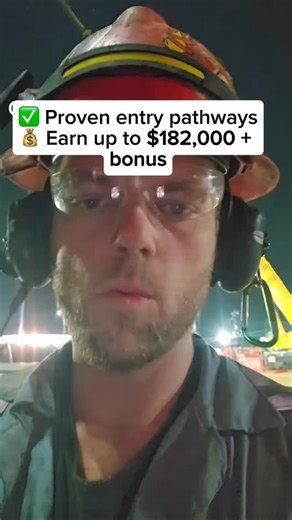 FIFO on Instagram: "🚀 Want to Break into Oilfield Jobs in 2026? Here’s how 👇 ✅ Get your basics right — BOSIET + medical ✅ Start with entry-level roles (Roustabout / Floorhand) ✅ Build tickets & experience fast 💰 Earn high pay + bonuses with FIFO life 🔥 Ready to start? Comment “OILFIELD”👇 📸mr_keith ❤️ #OilfieldJobs2026 #OffshoreLife #FIFOJobs #MiningCareer #HighPayWork"