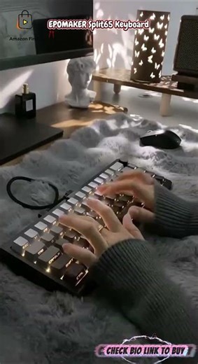 This Keyboard Will Save Your Wrists! ⌨️✨ #SplitKeyboard #MechanicalKeyboard #GamingSetup