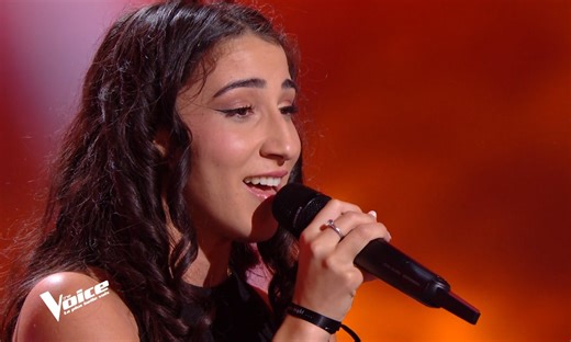 The Voice 2025 - Eÿs chante "Desert rose" de Sting et Cheb Mami (Audition à l'aveugle)+