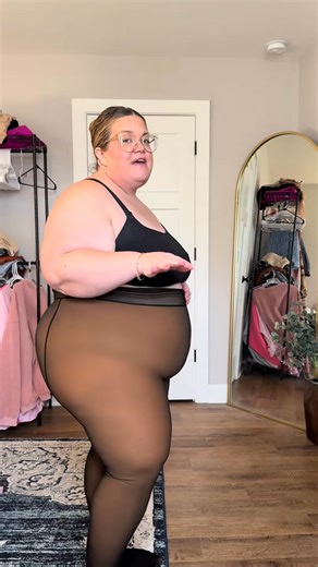 I found the viral fleece lined tights in plus size and they actually fit! #plussizeclothing #plussizeclothes #plussizefashion #plussize #fashion #clothing | That Plus Size Girl
