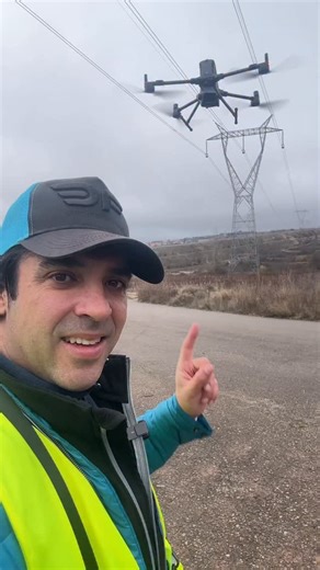 Inspección de líneas con el DJI Matrice 400 y el LiDAR L3. Si quiero verlo a fondo ve a mi canal de YT! 🎥🔝 | Escuela de Pilotos Drone Gurú