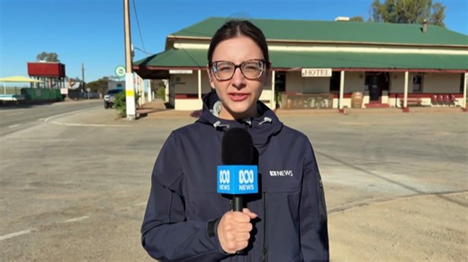 Police and ADF renew search for 4-year-old Gus in South Australia's outback