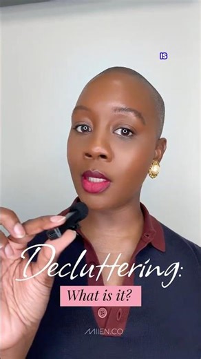 What Wardrobe Decluttering Actually Means (According to Mikara Reid)