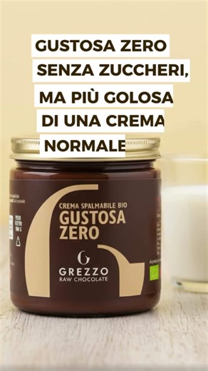 Cerchi una crema spalmabile che sostenga davvero la tua longevità senza zuccheri raffinati? Gustosa Zero di Grezzo Raw Chocolate unisce nocciole DOP Gentili del viterbese e anacardi biologici al cacao crudo lavorato bean-to-bar a freddo, preservando tutti gli antiossidanti, magnesio, calcio e ferro. Dolcificata esclusivamente con eritritolo biologico, offre zero calorie da zuccheri e un basso impatto glicemico, perfetta anche per diete chetogeniche. Scoprila online, fino a oggi 15/1 spedizione g
