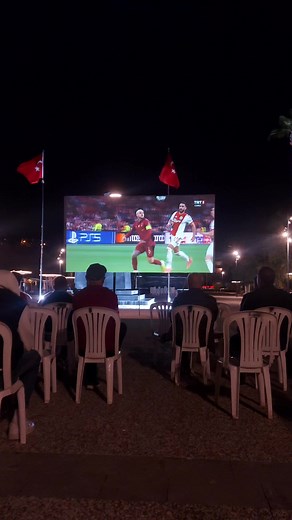 4.7K views · 12 reactions | AJAX 0 3 GALATASARAY İCARDİ DİREKTEN DÖNEN POZİSYON | World Media | Facebook