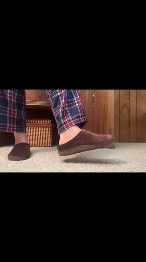 Comfy Mens Slippers with Grip and Support Reviewed | SaDuck