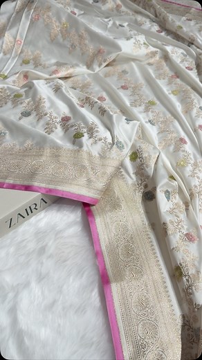 ZAIRA on Instagram: "✨White Beautiful Banarasi Cross Mashru Silk Saree✨ Updated On Website ( link in bio ) New Arrival !! Dm on 9839514496 for any queries !! . Search Code:- ‘MS01’ . #zairavns #saree #white #silk"