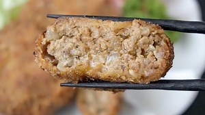 料理研究家ゆかり肉汁ジュワッと！メンチカツの作り方｜シンプルな材料で衝撃的な旨さ！【基本のレシピ】