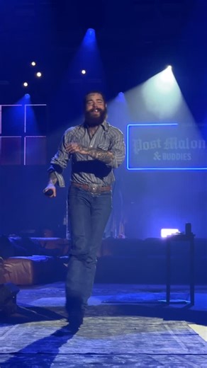 Post Malone performing “I Had Some Help” at “Post Malone & Buddies” Bud Light show in San Francisco, february 6th 2026 🤍 (ɴᴏᴛ ɪᴍᴘᴇʀꜱᴏɴᴀᴛɪɴɢ ᴏʀ ᴀꜰꜰɪʟɪᴀᴛᴇᴅ ᴡɪᴛʜ ᴘᴏꜱᴛ ᴍᴀʟᴏɴᴇ) (ɪ ᴅᴏ ɴᴏᴛ ᴏᴡɴ ᴀɴʏ ʀɪɢʜᴛꜱ ᴏꜰ ᴛʜᴇ ᴍᴜꜱɪᴄ, ᴘʜᴏᴛᴏꜱ ᴇᴛᴄ. ᴛʜᴀᴛ ᴘᴏᴛᴇɴᴛɪᴀʟʟʏ ᴍᴀʏ ʙᴇ ᴜꜱᴇᴅ ɪɴ ᴍʏ ᴘᴏꜱᴛꜱ.) 𝐀𝐧𝐲 𝐜𝐫𝐞𝐝𝐢𝐭 𝐰𝐢𝐥𝐥 𝐛𝐞 𝐠𝐢𝐯𝐞𝐧, 𝐢𝐟 𝐩𝐨𝐬𝐬𝐢𝐛𝐥𝐞. 𝐢𝐟 𝐧𝐨𝐭 𝐚𝐝𝐝𝐞𝐝 𝐢𝐧 𝐭𝐡𝐞 𝐩𝐨𝐬𝐭, 𝐩𝐥𝐞𝐚𝐬𝐞 𝐫𝐞𝐪𝐮𝐞𝐬𝐭 𝐢𝐧 𝐃𝐌. @postmalone #postmalone #posty #bigassstadiumtour #fblifestyle | Michelle Bøgh