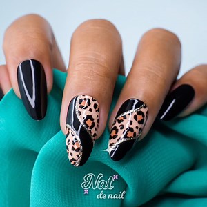 Easy Leopard Print Nail Art Design Tutorial #nailarttutorial #newnailart #unas #nailartlover #fypnails #nailinsporation #nailcompilation #nailsets #trendingnailart #leopardnailart | Nat de Nail