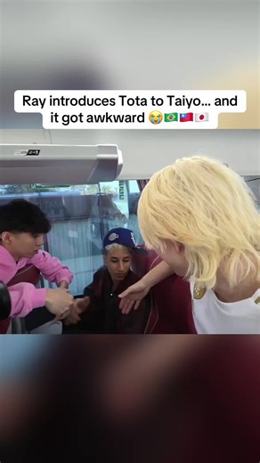 Awkward First Meeting: Tota and Taiyo's Hilarious Interaction