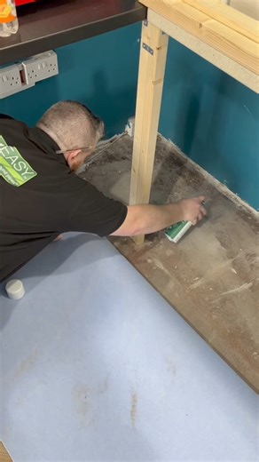 Square posts - HOW-TO ✅#flooring #diy #howto #pov #teirnanmccorkell #flooringinstaller #manchester #stockport #fyp #foryou | Solutions Made Easy