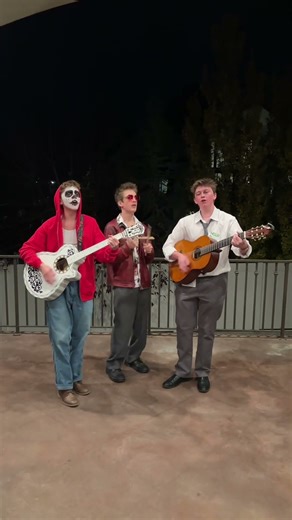 "Un Poco Loco" cover by Riff Wood #music #coco #coversong #halloween