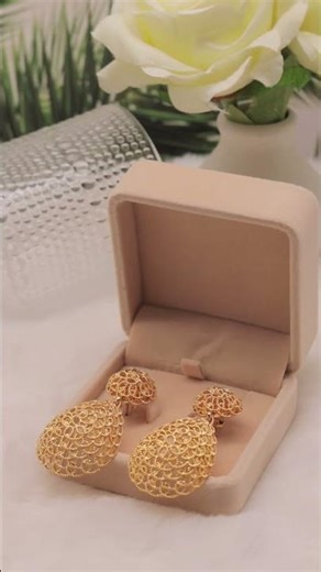 They are all very light, not only good-looking and comfortable, but also very good #jewelryfactory