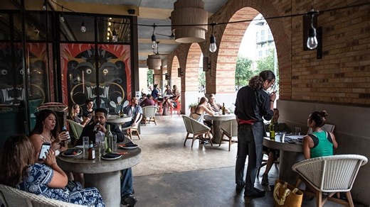 Local experts urge support for San Antonio restaurants facing closures