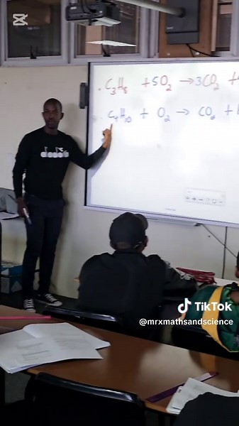 Balancing a combustion reaction where the number of carbons is even