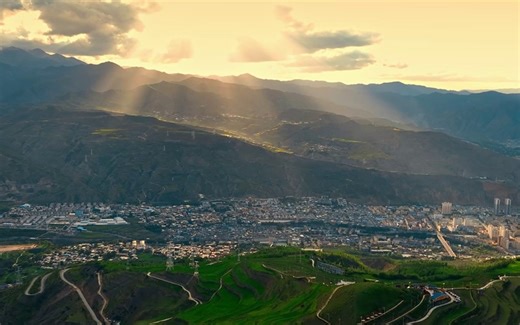 China’s Qinghai: Transforming Life on the ‘Roof of the World’ with Communications