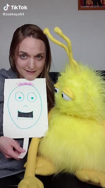 voici un petit tuto pour créer sa marionnette en carton. on pense à vous 😘 #tuto #ventriloque