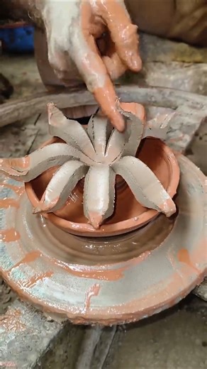 destroying clay pot making 🎨😱😱😱😱😱❤️#youtubeshorts#shorts#clayart#clayartist#artist#claycrafts