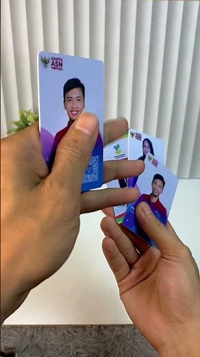 Print Business Cards or ID CARDS with No Minimum Order