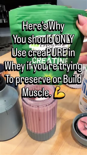 If you’re not using Creapure® creatine with your whey protein… you’re leaving muscle on the table. Here’s why 👇 Not all creatine is created equal. Creapure® is pharmaceutical-grade creatine monohydrate made in Germany under strict quality control. It’s 99.9% pure and tested for contaminants. Cheap creatine? Often sourced from facilities with lower standards. If you’re putting something in your body every single day — purity matters. Now let’s talk about WHY it should be in your whey shake. Crea
