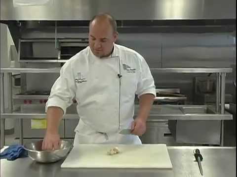 The Chef's Academy: Techniques for cutting mushrooms