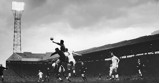 Ngày này năm xưa: MU thắng trận đậm nhất lịch sử câu lạc bộ