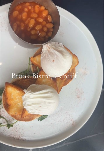 Brook Bistro in Whitchurch is a lovely, relaxed place to stop for breakfast or brunch. The menu has some really nice options, especially if you enjoy sweet breakfast dishes. Their pancakes and French toast are popular choices and are freshly made, making them a great treat to start the day. They also serve fresh orange juice, which pairs perfectly with breakfast. The atmosphere is welcoming and the staff are friendly and helpful, making the visit feel comfortable and enjoyable. Brook Bistro curr