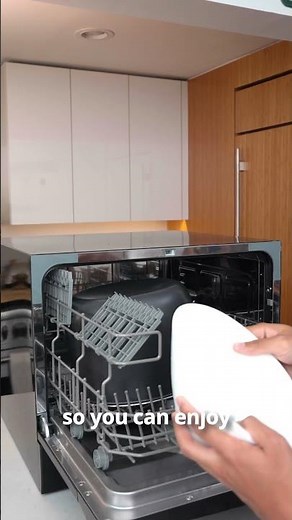 Free Your Hands with Comfee' Dishwasher