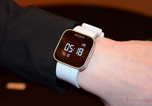 Sony SmartWatch officially coming to Canada, release date and price still unknown