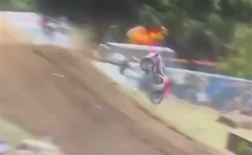Video: Ugly Jeremy Hand crash at Washougal - GateDrop.com