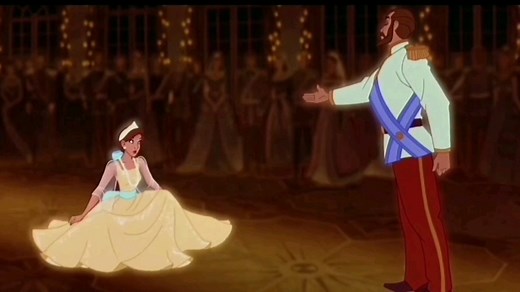 真假公主歌曲Once upon a December粤语版＋普通话版 对比