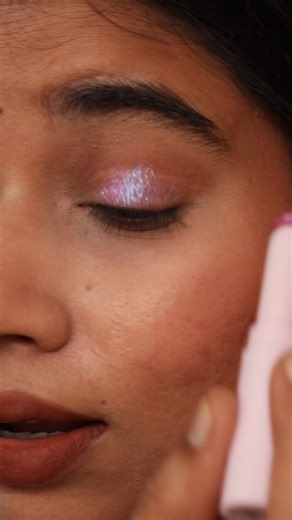 Vidhya | Lippies Addict❤️ on Instagram: "Follow me and share this reel to my DM for link💜 [Eyeshadow, single eyeshadow, glitter eyeshadow, eye makeup for Beginners, affordable eyeshadow] #eyemakeupideas #eyemakeuplooks #easyeyeshadow"