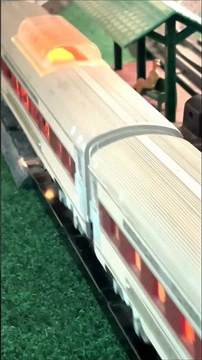 American Flyer Silver Flash Passenger Train 20