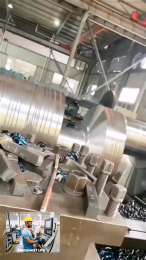 Big job lathe machine...👍 #machine #lathework #jobs #machinist | Machinist Life