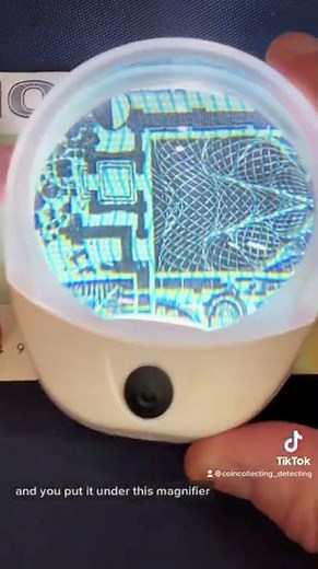 Field Magnifier for Coins and Banknotes - Bought at Renniks