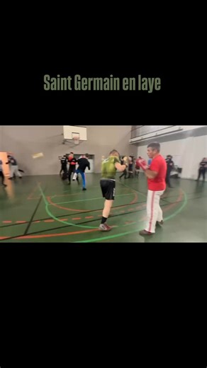 TUESG Savate Boxe Française on Instagram: "#training #boxe #boxeo #savate #savateboxefrançaise #france #frenchboxing #telethon #saintgermainenlaye #motivation #telethon2025 #moment #photography #photo #photooftheday #club #sport #sportmotivation #sportaddict #boxeur #tuesg #exercices #opposition #cannedecombat #fighting #boxefrancaise #savateboxing #france #france🇫🇷 #paris #likeforlikes"
