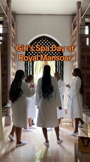 Probably the top 3 spa experiences I’ve ever had! If you find yourself in Marrakech, book a spa treatment at Royal Mansour! I did the Hammam, a massage & a facial! #girlstrip #marrakech #royalmansour #spaday #softlife