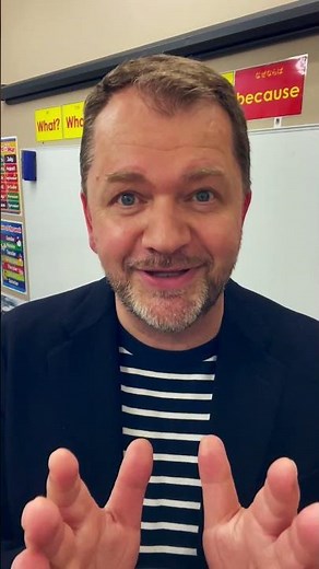 What is the difference between "Everyone" and "Everybody"? #EnglishConversation #EnglishLearning ...