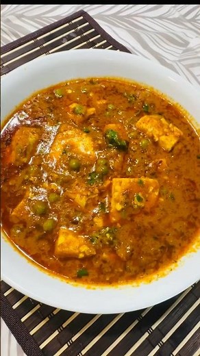 Restaurant style matar paneer at home | Very easy & quick matar paneer recipe 😋