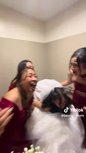 Nakakatawang Sandali Bago ang Kasal