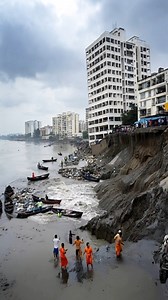 Building Collapses into River – floodwaters on streets #BuildingCollapse #BreakingNews #ExtremeWeather | Viral Clip