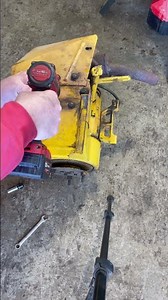 Part 1 Cub Cadet 122 Motor Tear Down#cubcadet #lawnmower#mechanic #lawnmowerrepair #lawnmowerparts