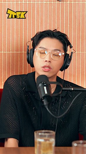 吐在巷口 Talk to Sean Ko on Instagram: "EP14｜真正的freestyle feat.HowZ 完整版YT🔍吐在巷口 #吐在巷口 #talktoseanko #ttsk #howz #podcast"
