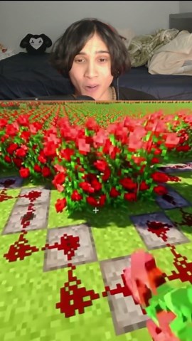 Making a heart shaped firework with redstone in Minecraft