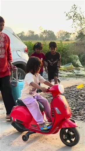 ntroducingIntroducing the "VitalWear SmartBand," a next-generation wearable gadget‎