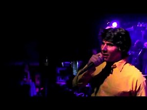 Maxi Trusso - Please Me (live)